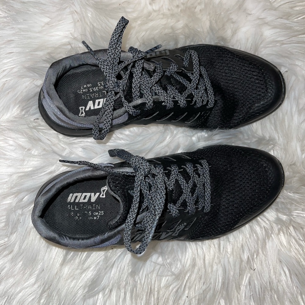 Inov All Train Shoes 6/8.5